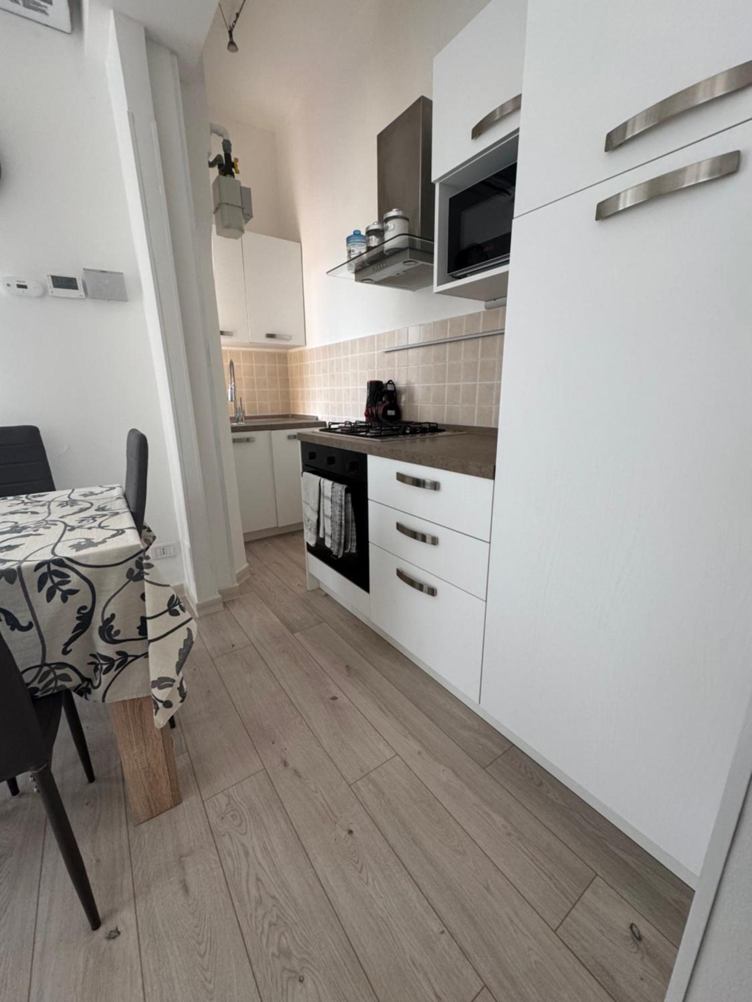 Sunnyhouse Apartment ซานตา มาร์เกอริตา ลีกูเร ภายนอก รูปภาพ