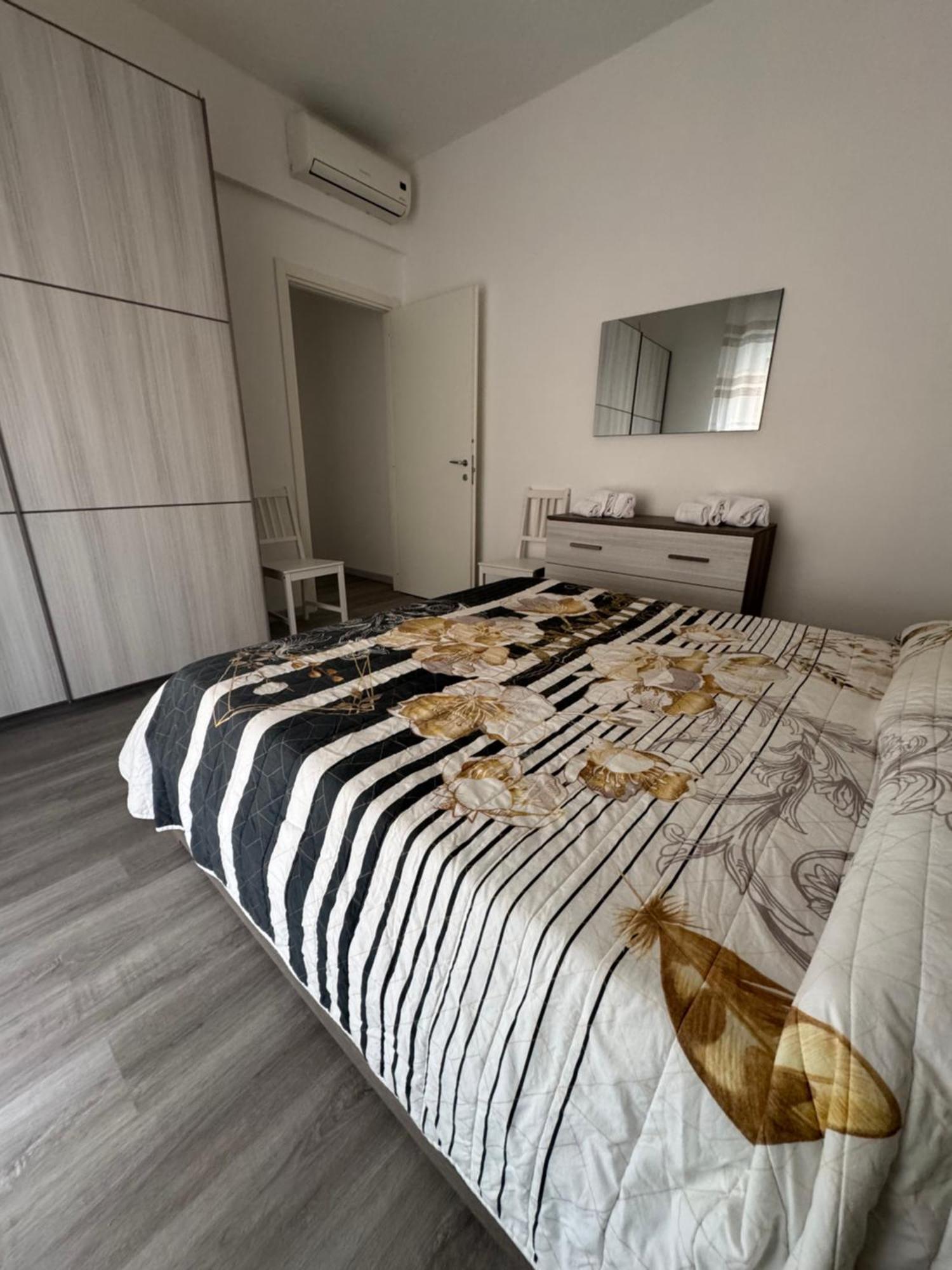 Sunnyhouse Apartment ซานตา มาร์เกอริตา ลีกูเร ภายนอก รูปภาพ